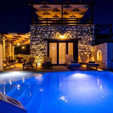 Villa Diamante Amoudi Buitenkant foto