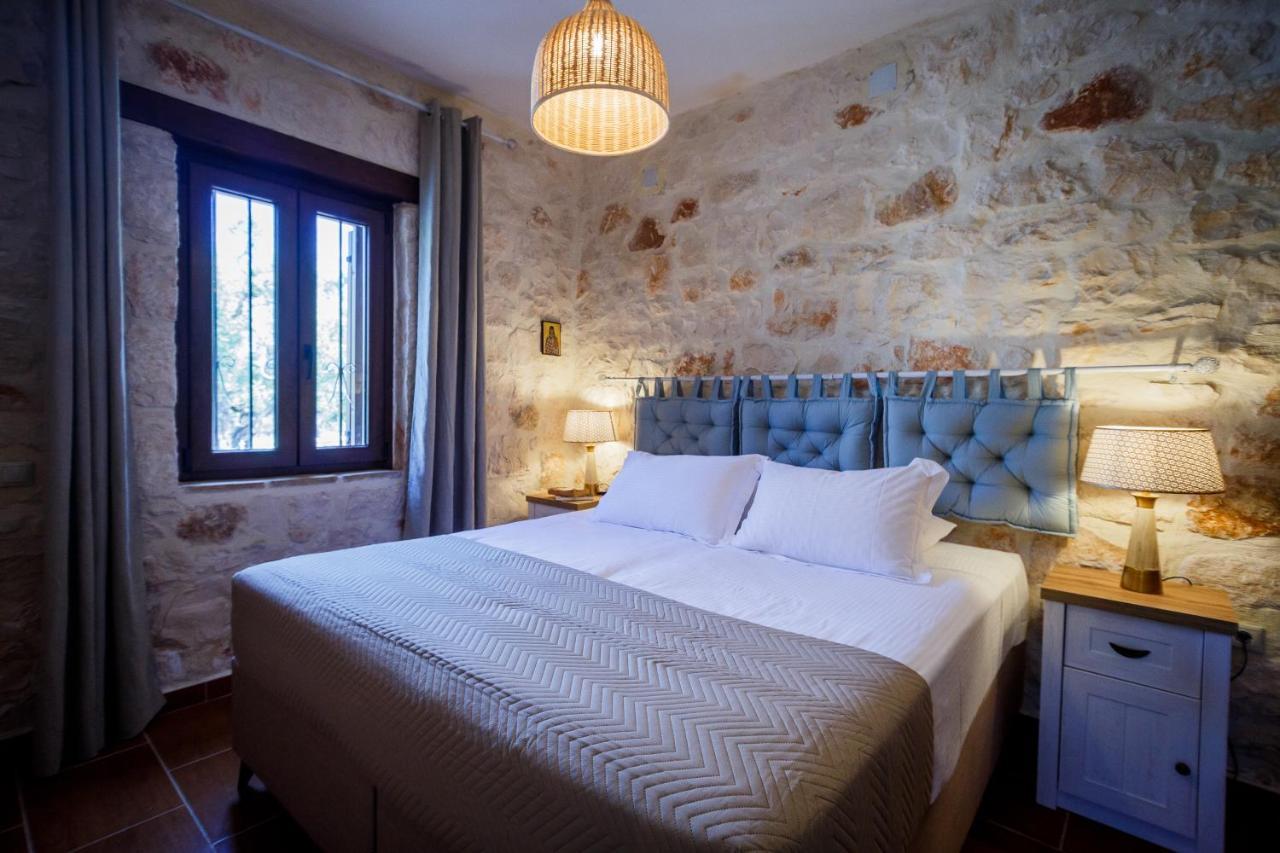 Villa Diamante Amoudi Buitenkant foto