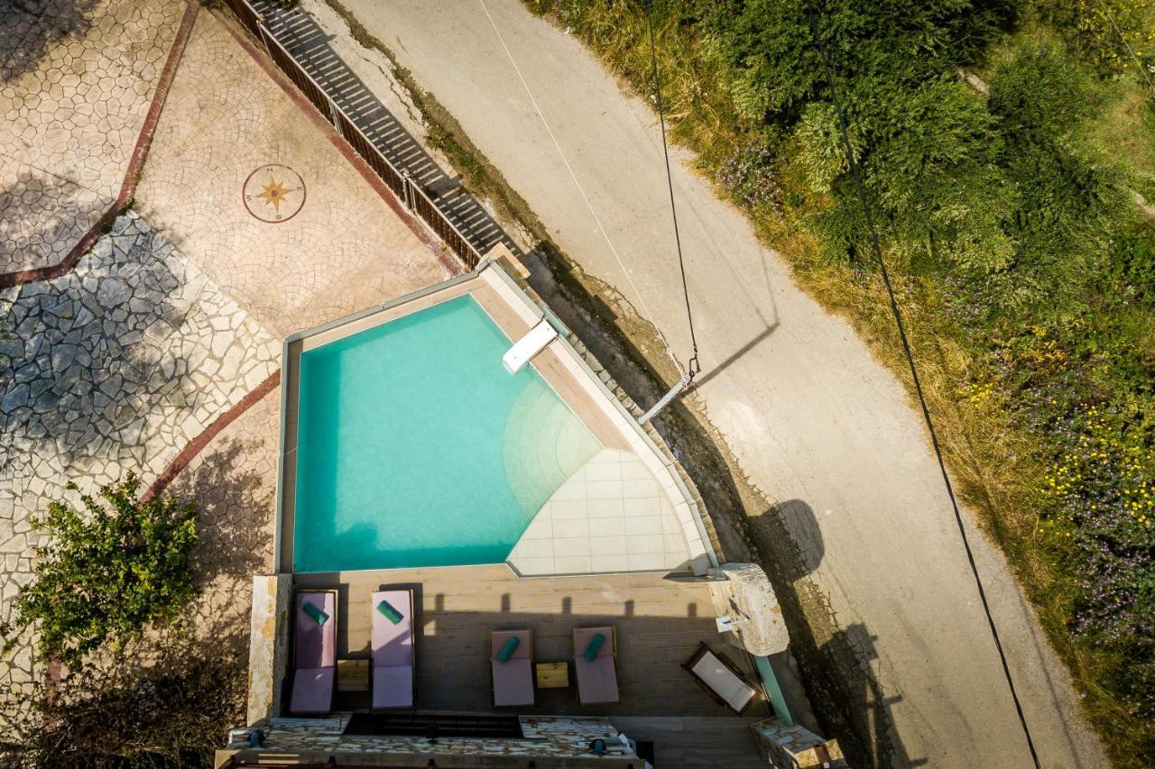 Villa Diamante Amoudi Buitenkant foto