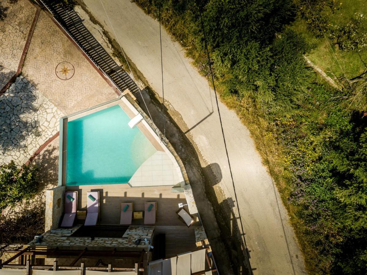 Villa Diamante Amoudi Buitenkant foto