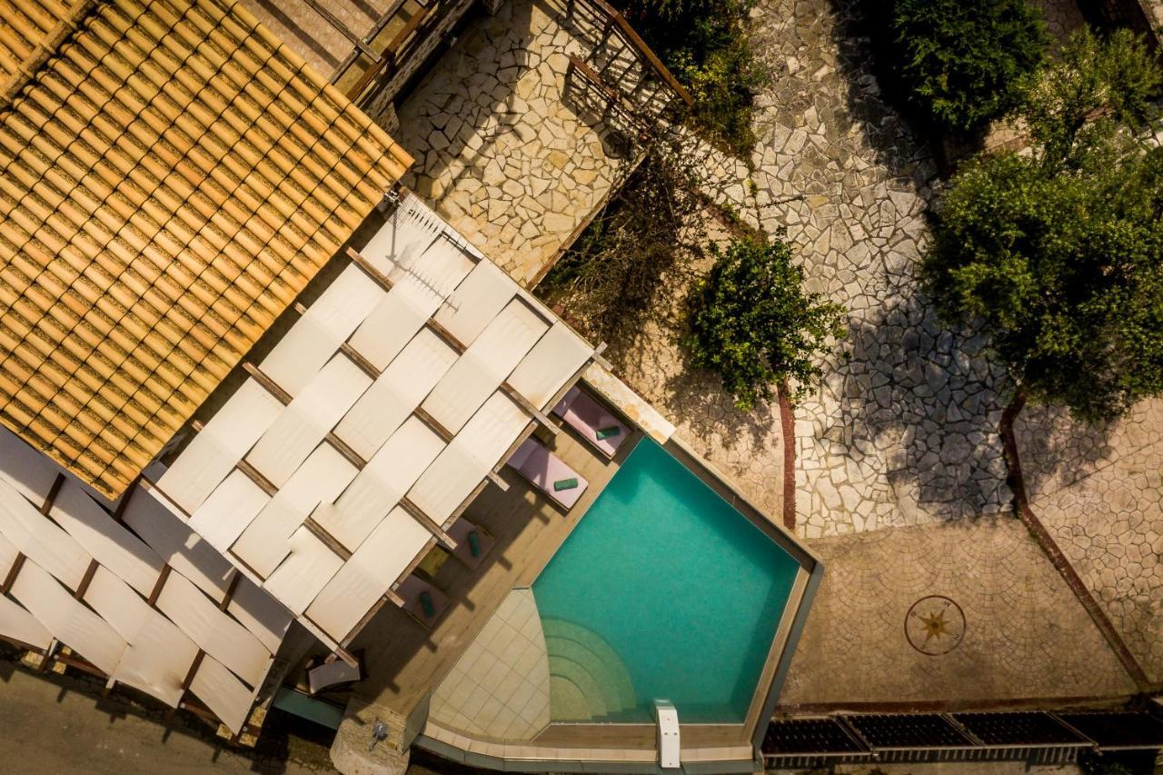 Villa Diamante Amoudi Buitenkant foto